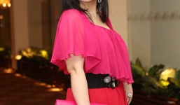 Danh hài Kiều Oanh lần đầu ngồi ghế nóng “Cười Xuyên Việt 2015”